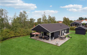 4 Bedroom Lovely Home In Humble, Humble